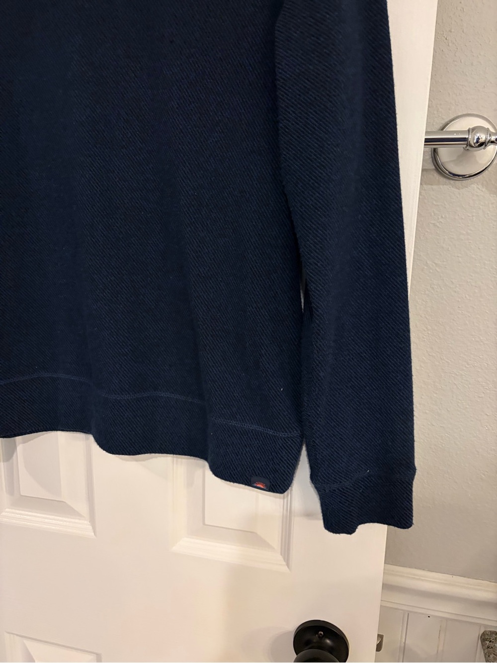 Faherty Legend Crew Neck Sweater Men’s Medium Navy Twill Knit - Picture 11 of 16
